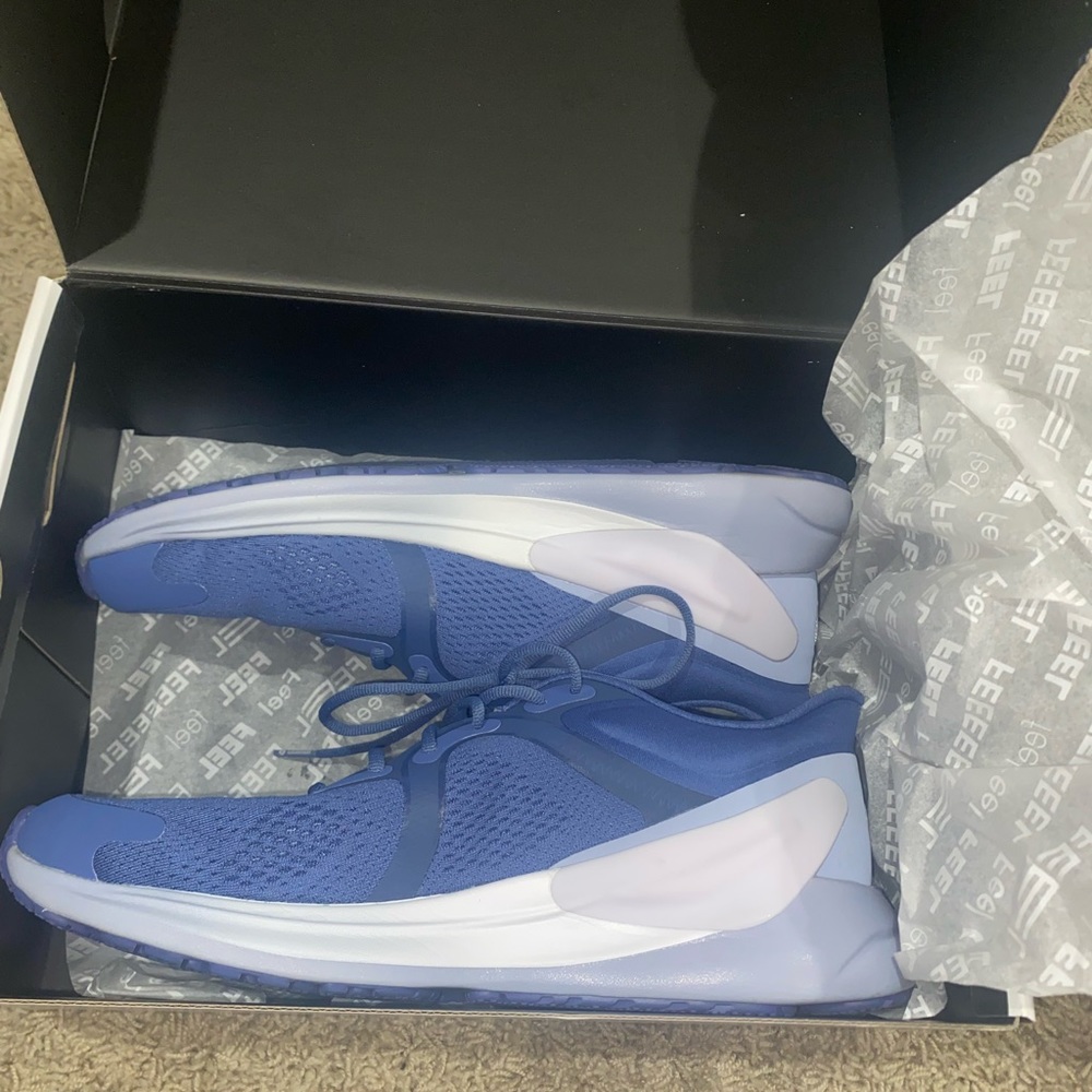 Lululemon blissfeel running shoe
